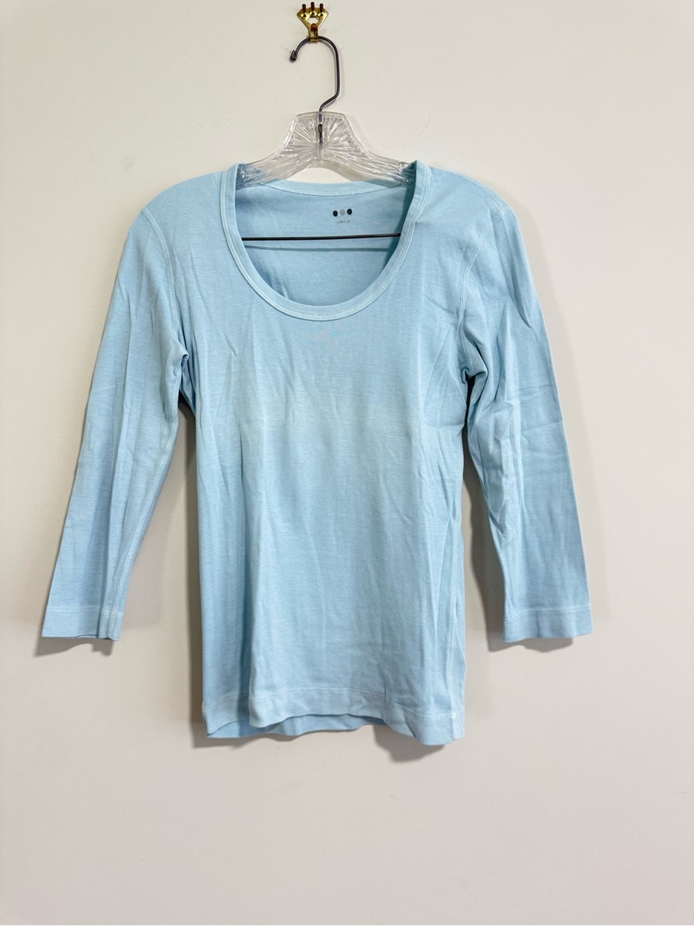 Three Dots Light Blue Scoop Neck Long Sleeve Tee. Size M. Like New.